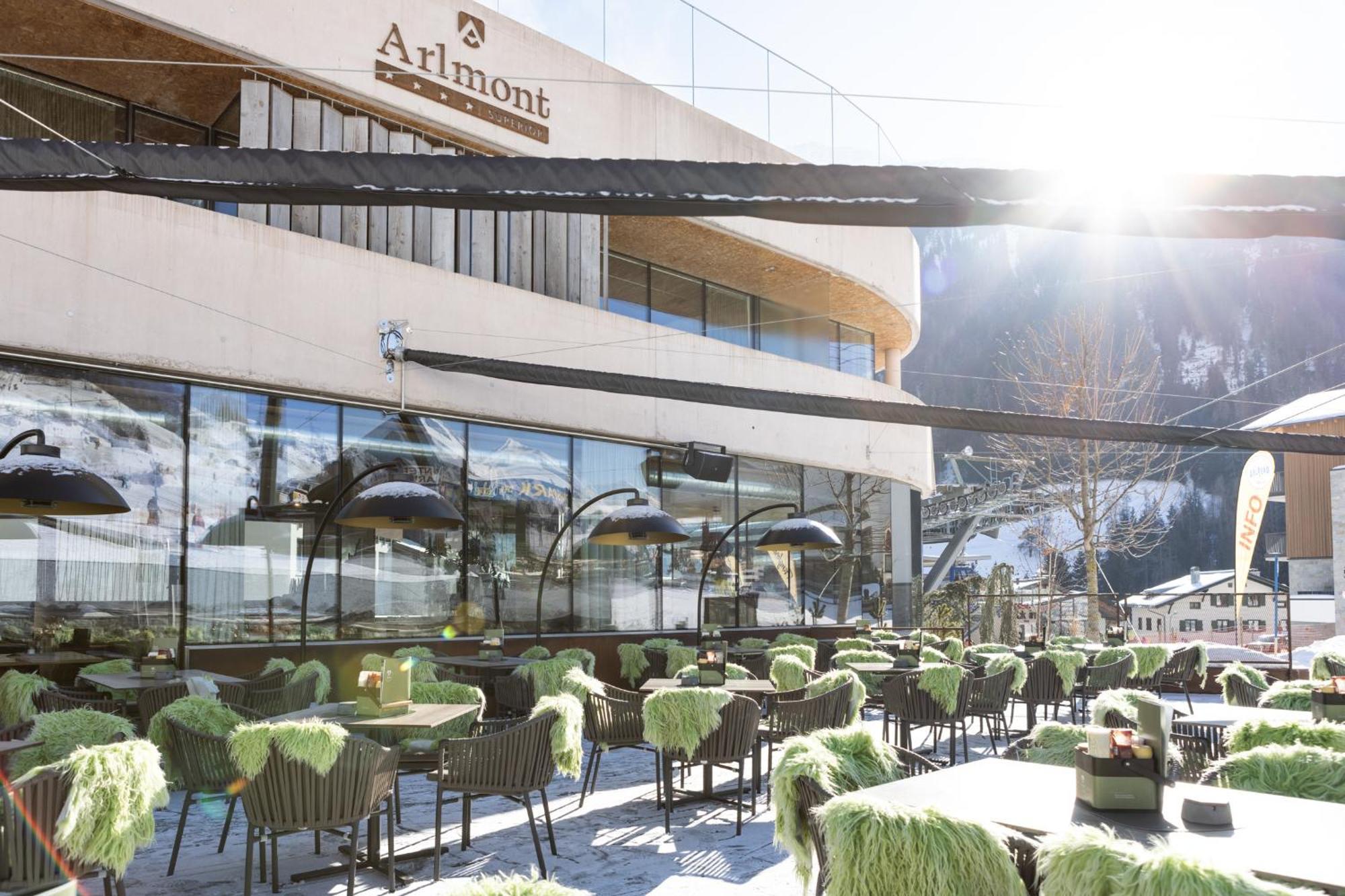 Hotel Arlmont 4 Stern Superior Sankt Anton am Arlberg Exterior photo