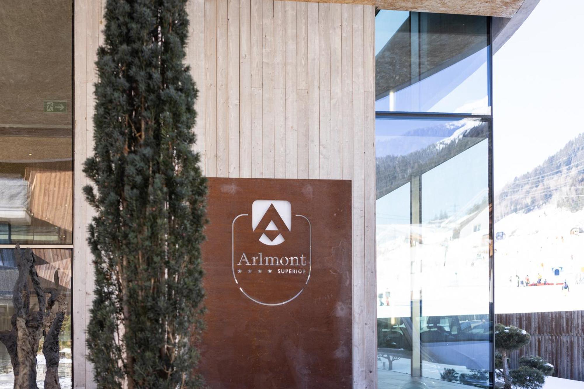 Hotel Arlmont 4 Stern Superior Sankt Anton am Arlberg Exterior photo